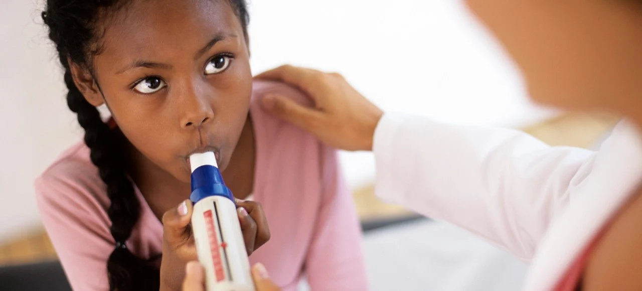 Exame de sopro dói? Mitos e verdades sobre a Espirometria Infantil