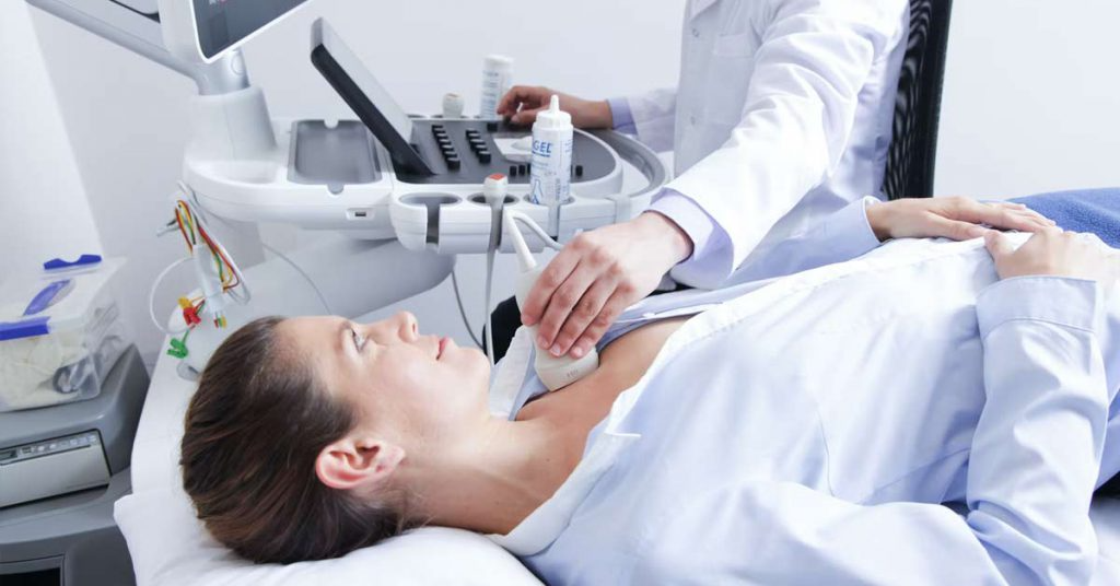 Ecocardiograma: precisa de jejum, dói e o que o exame realmente mostra